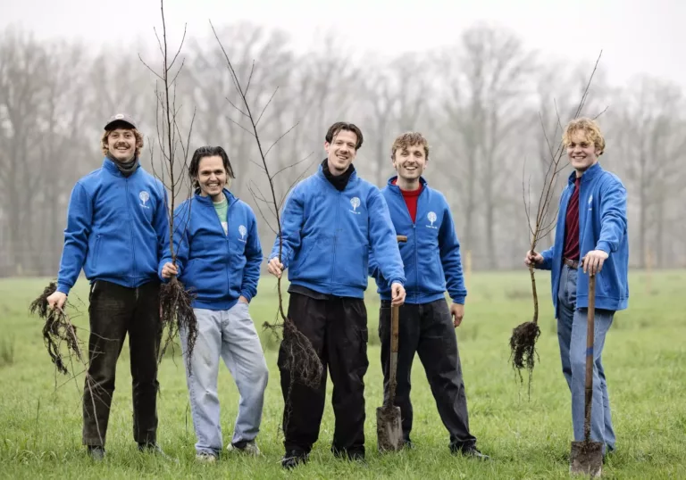 Son Mieux is onze nieuwe ambassadeur en plant een eigen bos